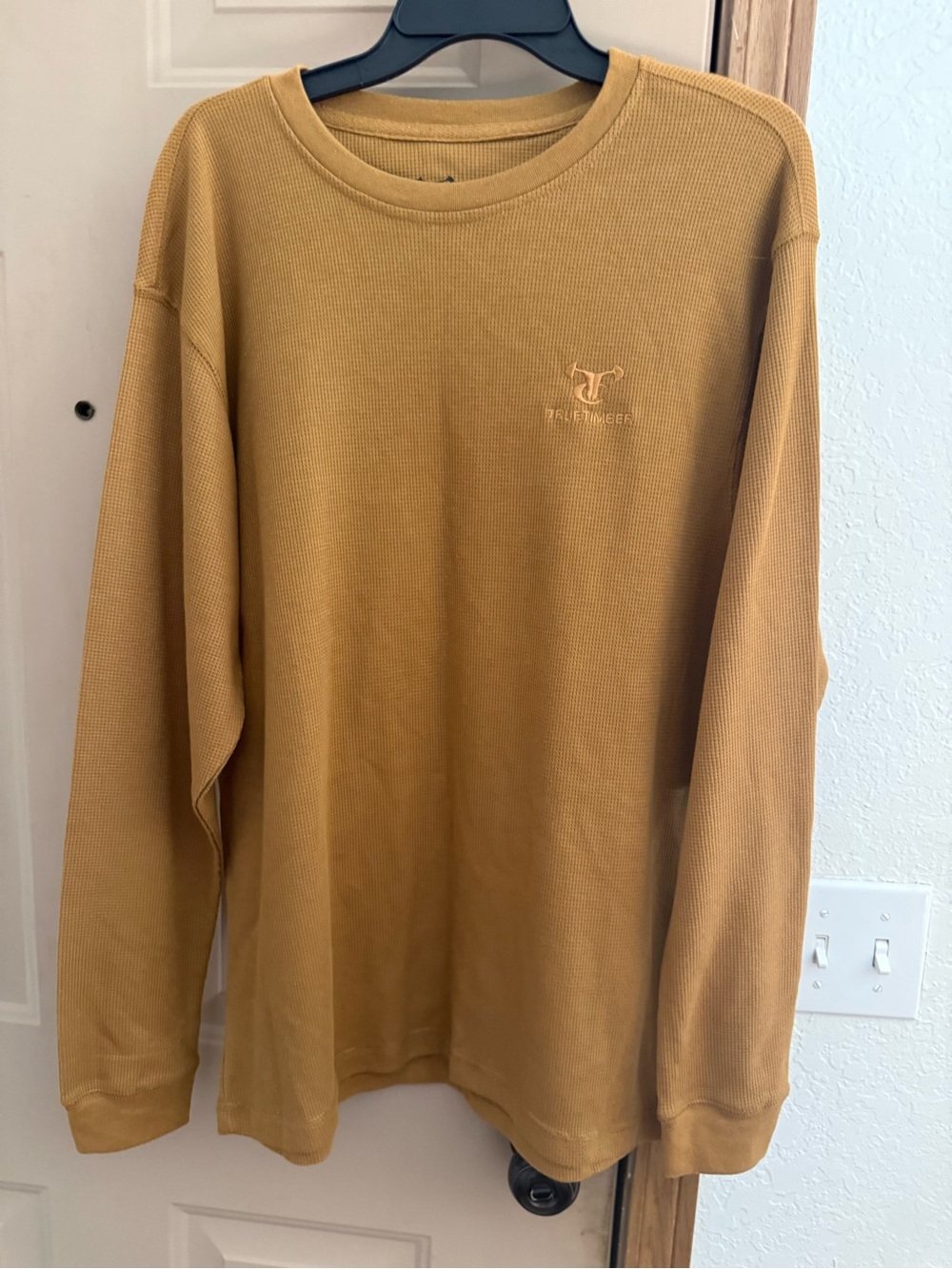 Men's Waffle-Knit Long Sleeve Sweater - Brown